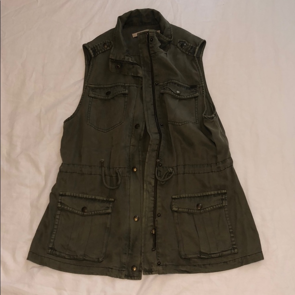 Army Green Vest!